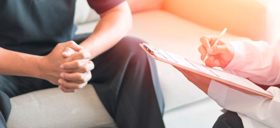 A nomeação de tratamento para um paciente com prostatite crônica